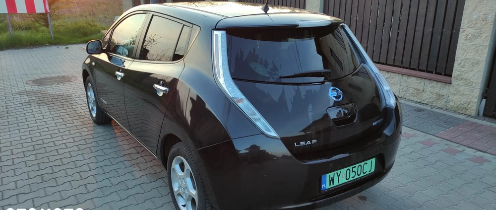 Nissan Leaf cena 43777 przebieg: 70000, rok produkcji 2016 z Człopa małe 466